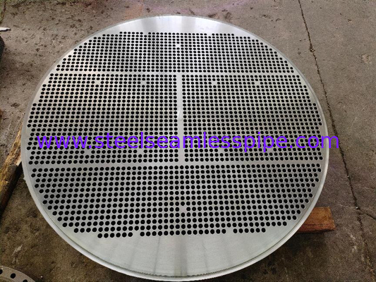 ASME SA-336 F5 অ্যালোয় স্টীল টিউব শীট ক্রোমিয়াম এবং মলিবডেনমের সাথে ক্ষয় প্রতিরোধের উন্নত