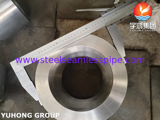ASME SA105N স্ব-প্রতিরোধক নল স্টিল ফ্ল্যাঞ্জ চাপ জাহাজের জন্য 150 থেকে 15000 চাপ রেটিং এবং ASTM B16.5 স্ট্যান্ডার্ড