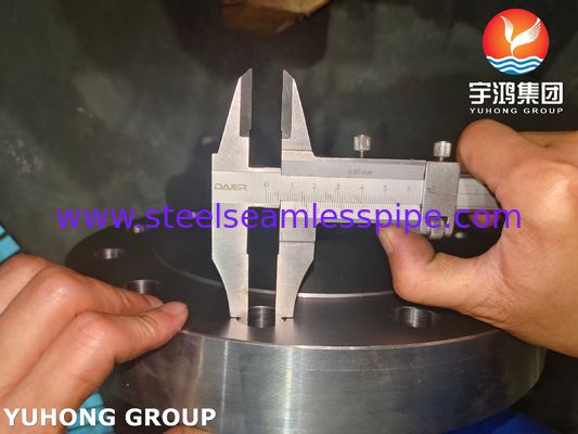 ASME SA335 F11 Cl2 চ্যানেল কভার পেট্রোকেমিক্যালস হাইড্রোজেনেশন রিঅ্যাক্টর জন্য বড় forgings