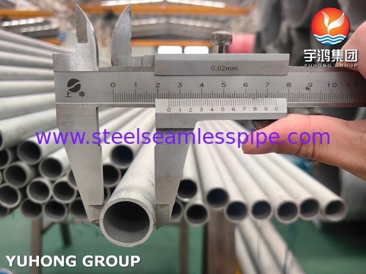 ASTM A213 TP304 স্টেইনলেস স্টিল সিমলেস টিউব তাপ বিনিময়কারী এবং বয়লারের জন্য