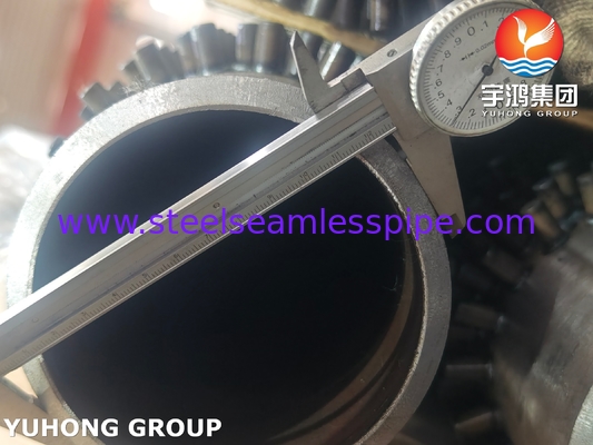 ASTM A335 Gr P5 অ্যালাে ইস্পাত স্টাডেড ফিনড টিউব রিফাইনারি হিটিং ফার্নেসের জন্য