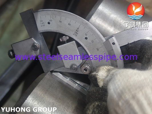 ASTM A335 Gr P5 অ্যালাে ইস্পাত স্টাডেড ফিনড টিউব রিফাইনারি হিটিং ফার্নেসের জন্য