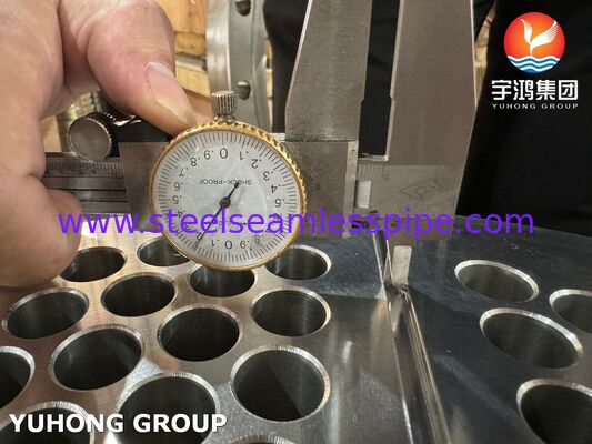 ASME SA240 SS304 হিট এক্সচেঞ্জার টিউব শীট পেট্রোকেমিক্যাল সার্ভিসের জন্য ক্ষয়রোধী নির্ভুল CNC-ড্রিল্ড