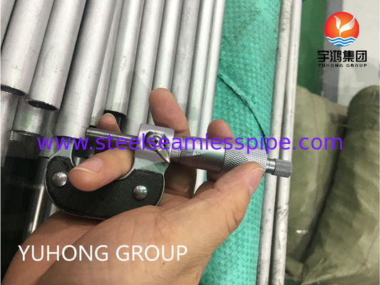 ASTM B622 হ্যাস্টেলয় C276 নিকেল খাদ বিজোড় টিউব যা উচ্চ গলনাঙ্ক সহ জারণ এবং ক্ষয় প্রতিরোধের জন্য