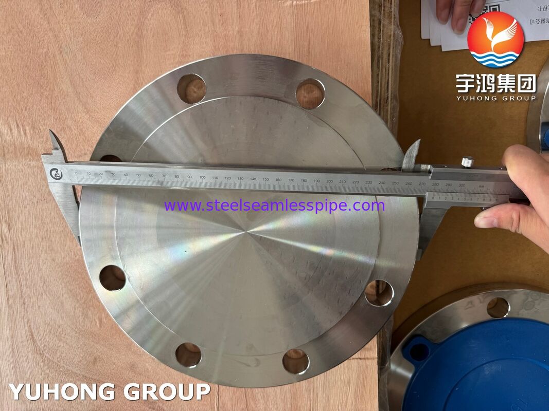 ASME SA182 F304 অস্টেনিটিক স্টেইনলেস স্টিল ফোর্জড ফ্ল্যাঞ্জ শিল্প পাইপলাইন সিস্টেমের জন্য ASME B16.5 স্ট্যান্ডার্ডের সাথে সঙ্গতিপূর্ণ