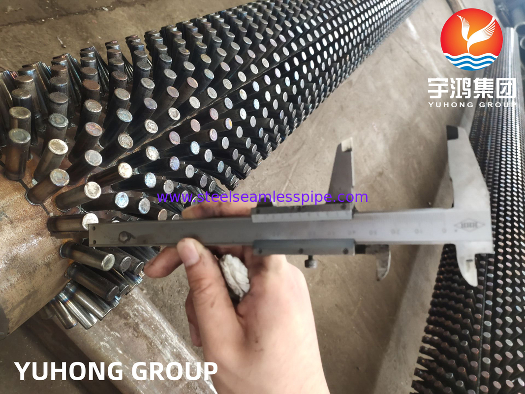 ASTM A335 GR.P9 স্টাডেড ফিনড সিমলেস পাইপ TP410 AL CS স্টাড অ্যালয় ফিন পাইপ