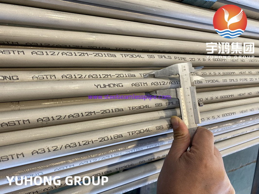 ASTM A312 TP304L SS বিজোড় / ঢালাই পাইপ স্কোয়ার / গোলাকার পাইপ উপলব্ধ